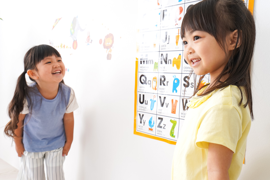 NOVAバイリンガルKIDS